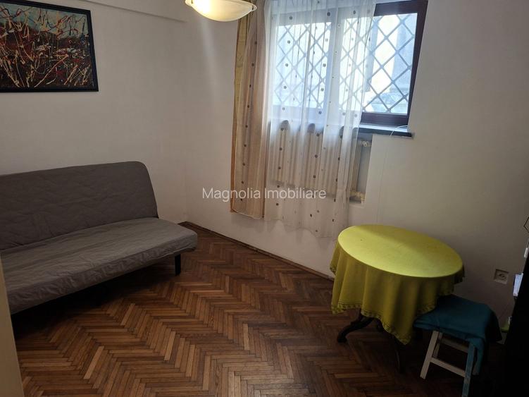 Apartament modest cu 2 camere de închiriat, la demisol - Cotroceni - comision 0% - 2