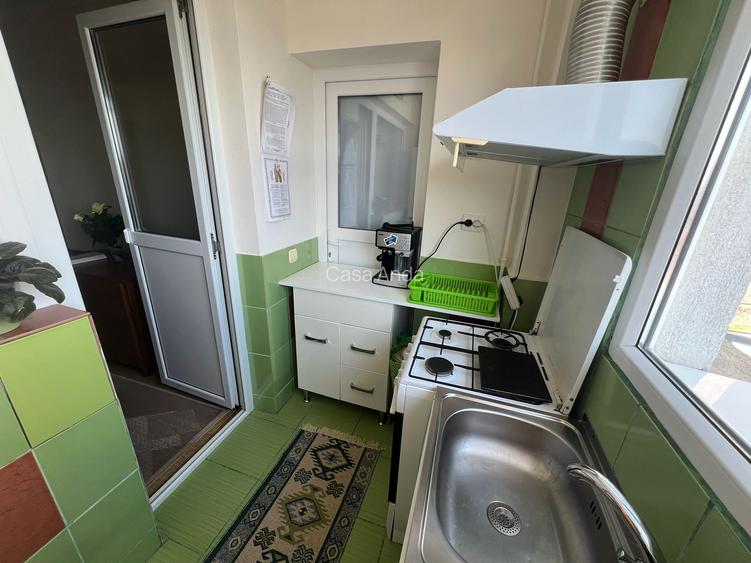vand apartament zona general etaj 4 pret 43.000 euro negociabil - 5