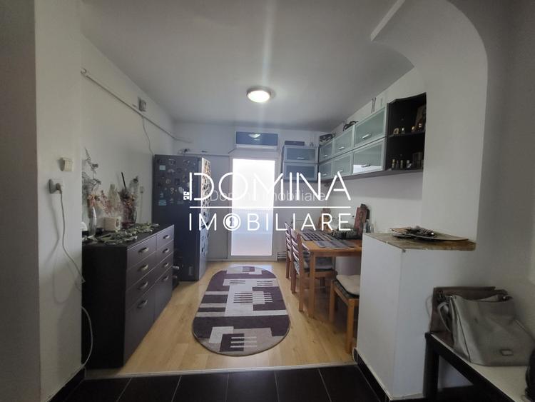 Vânzare apartament cu 2 camere în zonă semicentrală, str. Revolutiei - 2