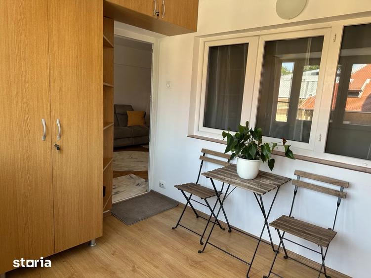 P-ta Romana 4 camere renovat cu 2 bai si balcoane + parcare