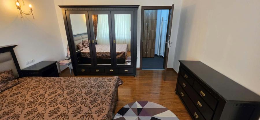 Apartament cu 3 camere de închiriat – Central, Bulevardul Magheru-AP1527