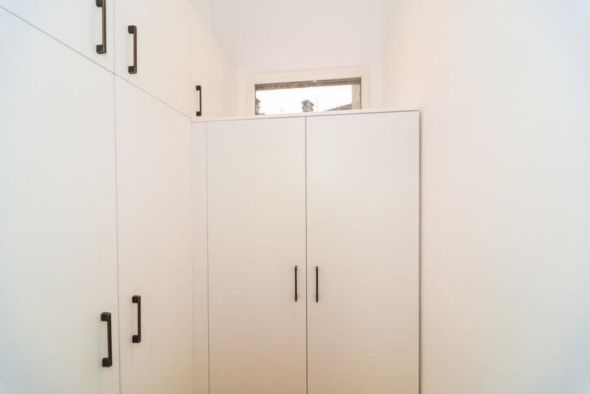 Apartament 3 camere Univeristate -ACASA!