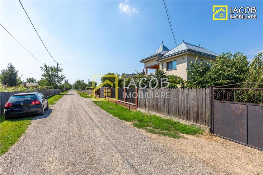 Vila P si 1E, teren 1000 mp, loc. Dumbrava, jud Bacau