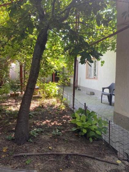 Vânzare Casă 5 camere în Colentina plus curte