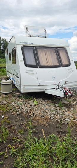 TEREN CU RULOTA FUNCTIONALA 924mp front 34ml