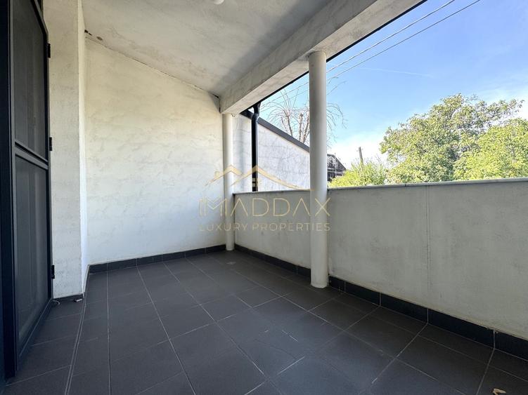 Vila cu 5 camere *344mp* + 400mp Teren // Zona Bucurestii Noi