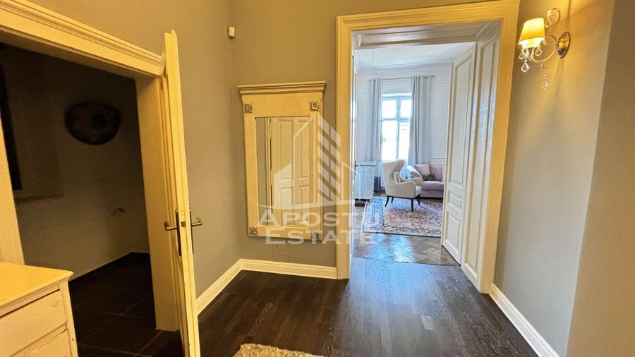 Apartament cu 3 camere de vanzare, cladire istorica, Timisoara, Timis