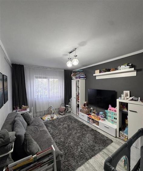 Apartament 2 camere decomandat- Nicolina