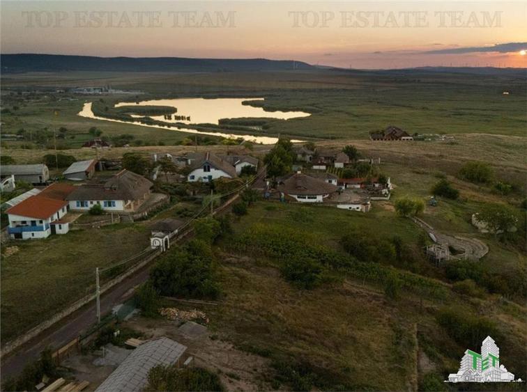 Resort Delta Dunarii | 21 camere | 18 unitati cazare | aproape de Marea Neagra