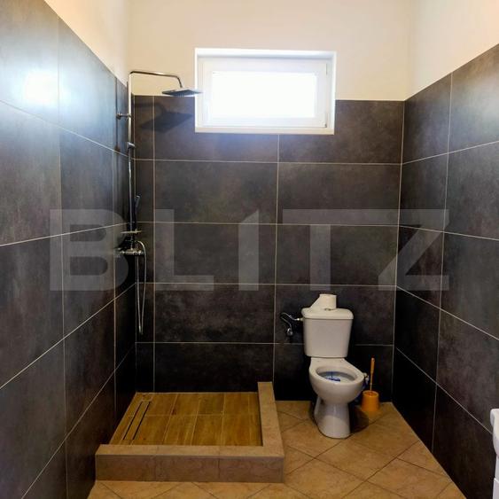 Casa 4 camere, 200 mp, 1050 mp teren, zona Ciurbesti