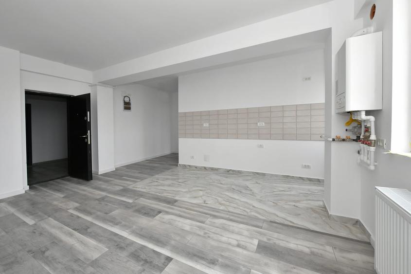 Apartament 3 camere, ansamblu nou, p+3, lift Bdul Eroilor, direct dezvoltar