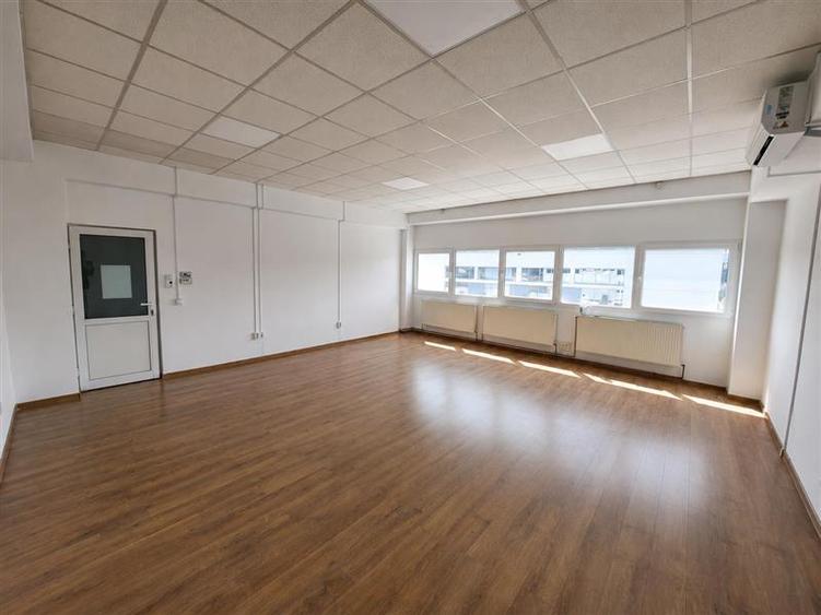 Spatiu pentru birouri, 130 mp utili, situat in Baciu!