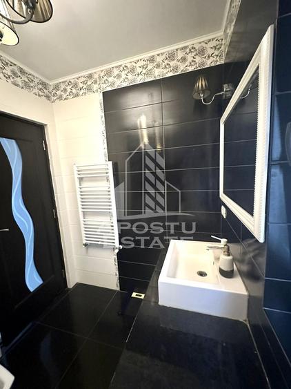 Casa individuala de vanzare cu 5 camere, P+M, zona Braytim, Timisoara