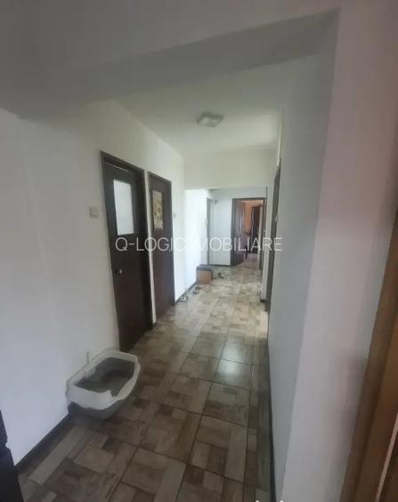 Apartament  3 camere zona Centrul Civic - 7