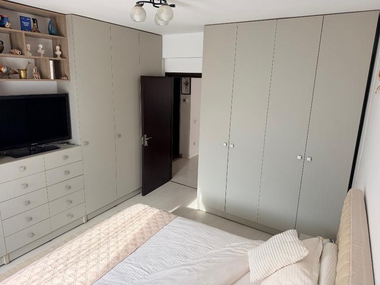 Apartament 3 camere, 2 băi + grădină + loc de parcare - 130.000 € negociabil
