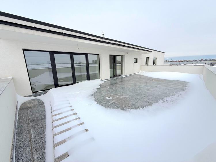 Penthouse 3 Camere cu priveliste panoramica - 224mp | Green Garden