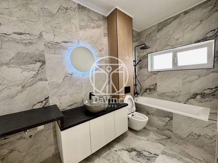 Ap. la cheie - disponibil imediat | 77 mpu + terasa, orientare SUD