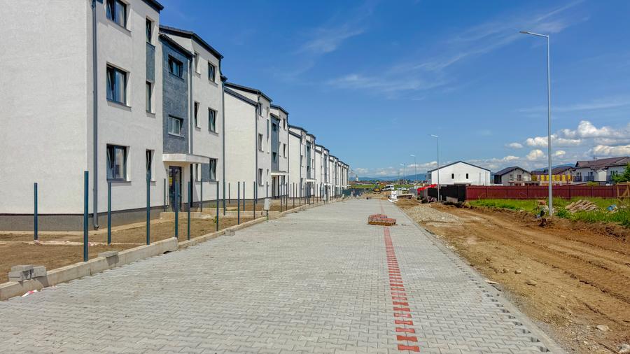 Apartament 2 camere,finalizat,intabulat,loc parcare disponibil, Sanpetru-Brasov