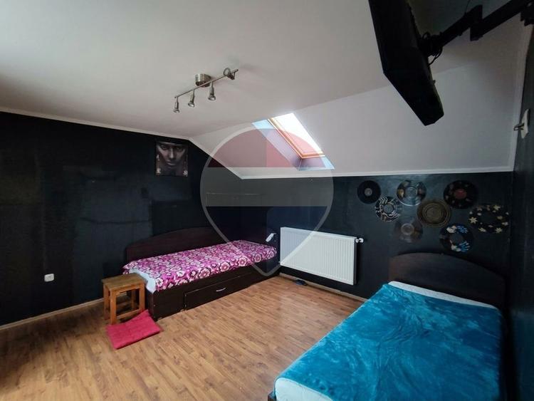 De închiriat casă duplex, 4 camere - Cantemir, Str. Lugojului
