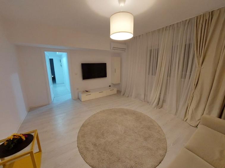 Apartament 2 camere decomandat | Terasă 15 mp | Calea Grivitei