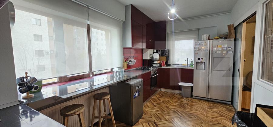 Class Parc etaj 1, renovat recent 2 camere decomandate 67 mp