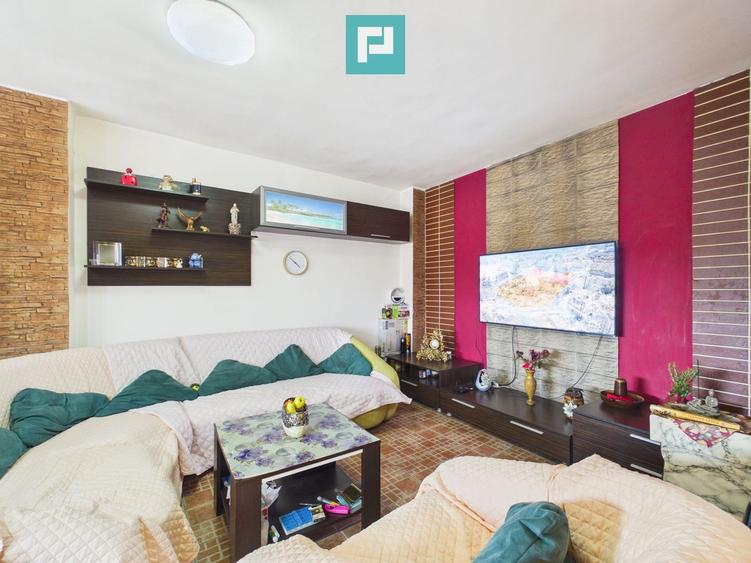 Apartament cu 3 camere, zona Soarelui