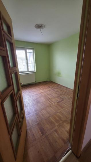 Apartament 4 camere 83.4 mp str.Victoriei, bl.114 Alba Iulia