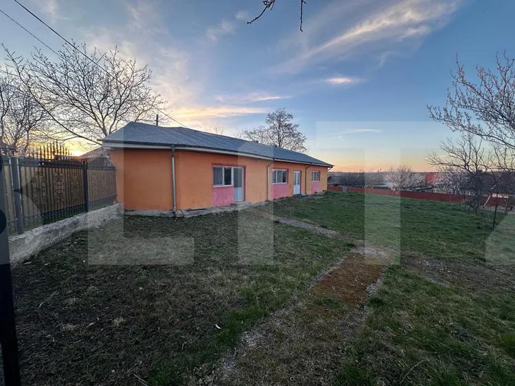 Casă individuală 190 mp, teren 1867 mp, zona Broscauti- Dorohoi