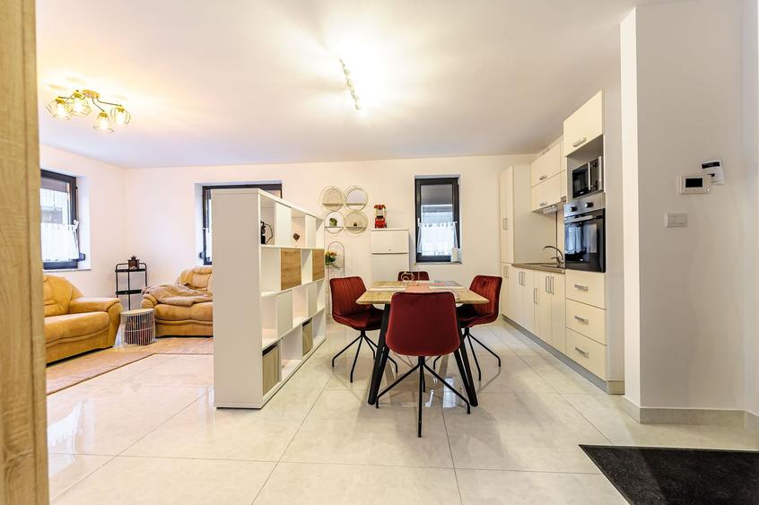 Apartament ultracentral în bloc nou, 2 camere cu terasa proprie