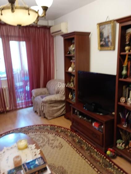 Apartament 3 camere de vanzare zona Tineretului - Timpuri  Noi metrou negociabil - 3
