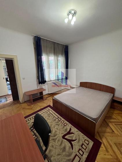 Casă cu 3 camere de închiriat | Mărăști