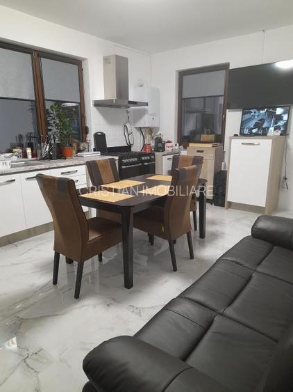 Vila P+M constructie 2020, pretabila doua famiili, teren 620 mp, Cazasu - 14