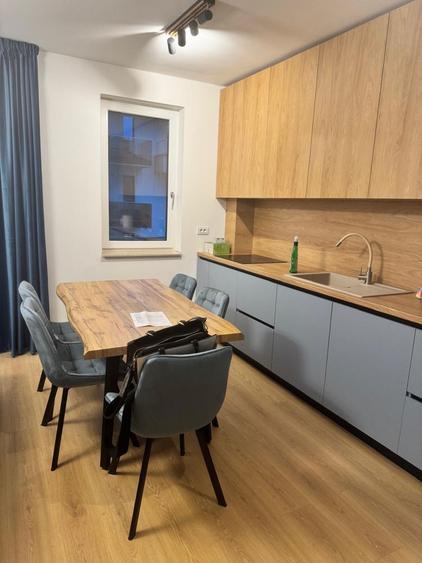 Apartament cu 2 camere | 60 mp + 10 mp terasa | Garaj Subteran | Zona Vivo