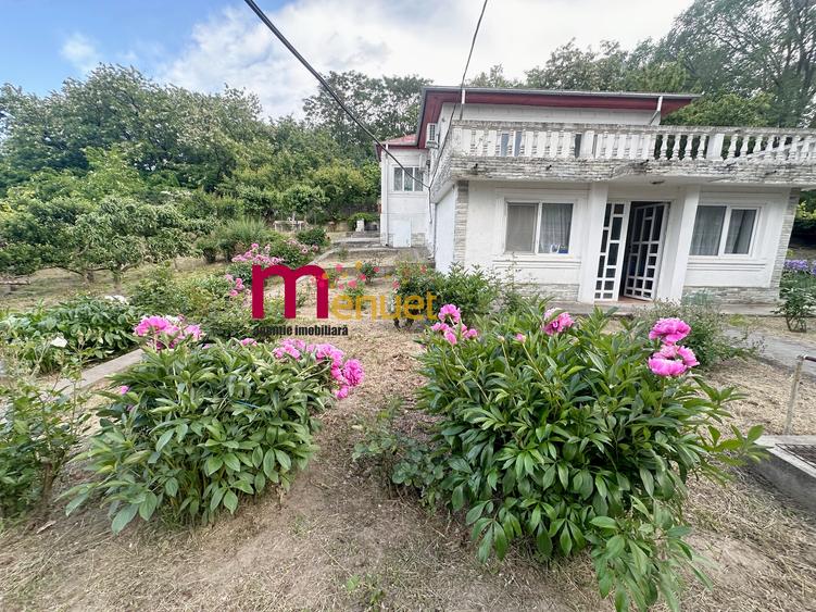 Terenn 2800 mp+ Casa , oaza de liniste si relaxare