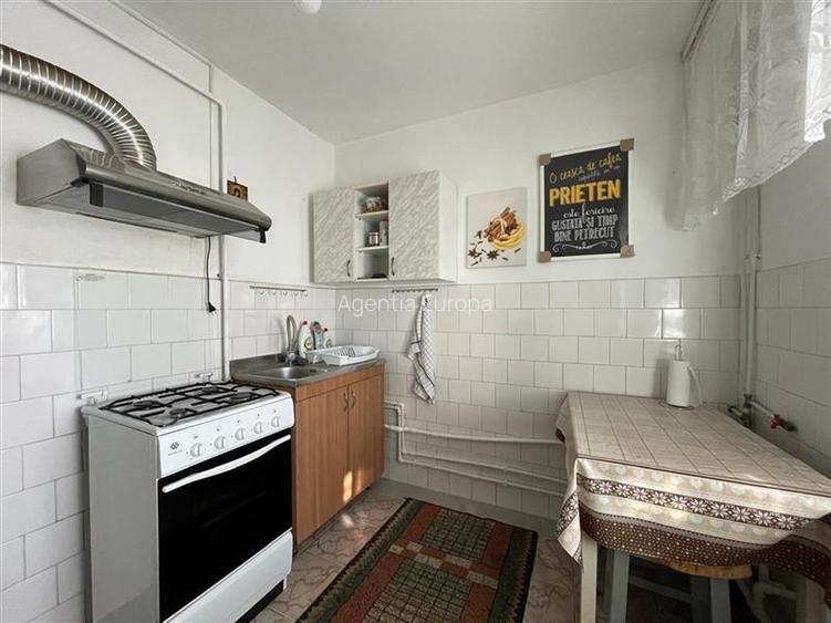 Apartament 3 camere de inchiriat zona E3 -Tulcea - 7