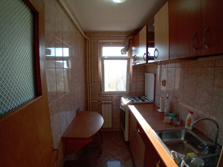 Progresul 2 Camere Bloc 1973 Reabilitat 7 Min Metrou