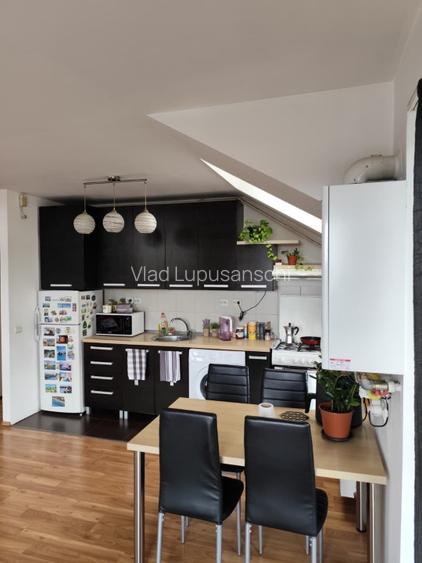 Apartament 2 camere spatios si luminos in Floresti str Florilor - 5