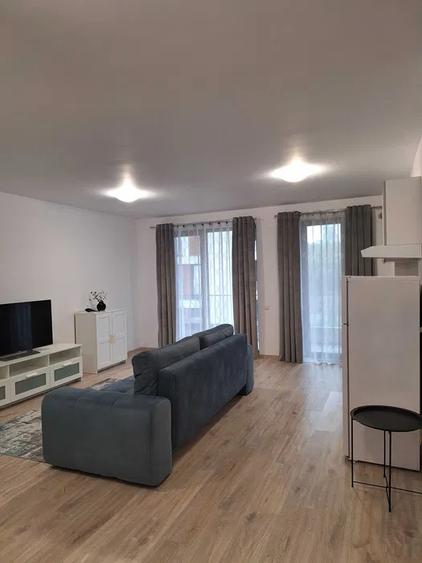 Apartament de 2 camere, semidecomandat, 57mp, zona Frunzisului