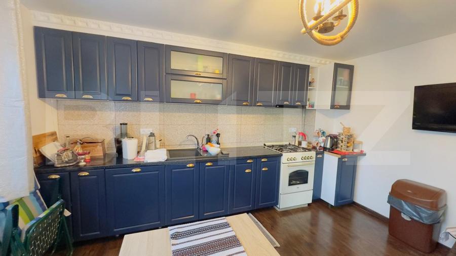 Apartament de vanzare, cu 3 camere, 100 mp, zona Breazu