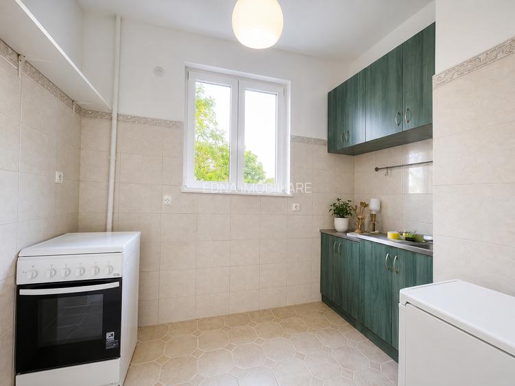 2 camere Magheru, Carturesti - 4