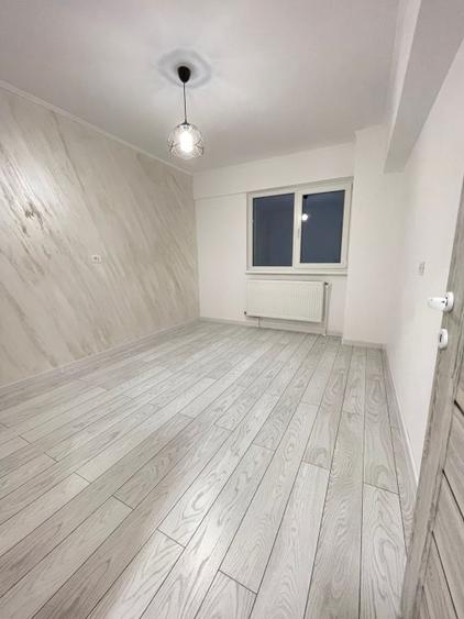 DE VANZARE APARTAMENT 2 CAMERE ZONA CENTRALA