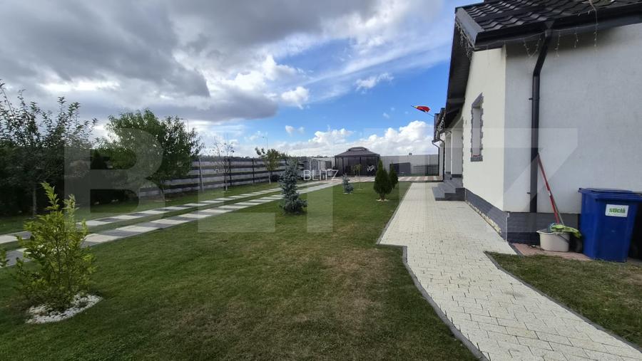 Casa la cheie, 3 camere, 151 mp, teren 696 mp, zona Bod