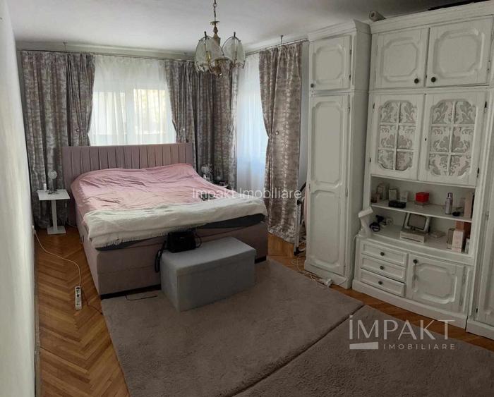 De vanzare 4 camere -Complet utilat/mobilat-Manastur +250 mp terasa - 4