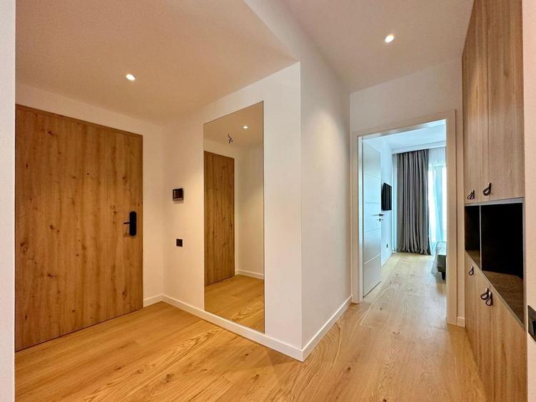 Apartament spatios inchiriere – Centru Brașov, vedere directă spre Tâmpa