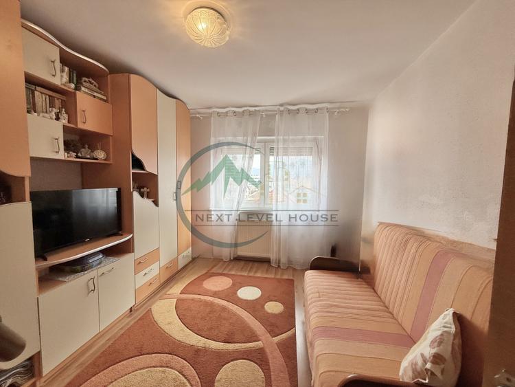 Apartament 3 camere, intrare Racadau