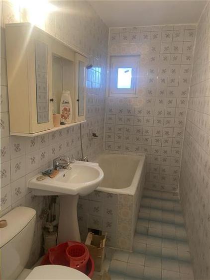 Apartament 2 camere , cartier Sud , 54 mp , decomandat , liber ,