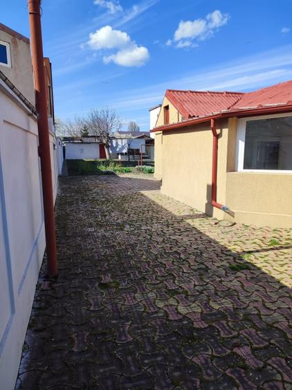 Teren 540 si casa locuibila 70mp tel 0744381757