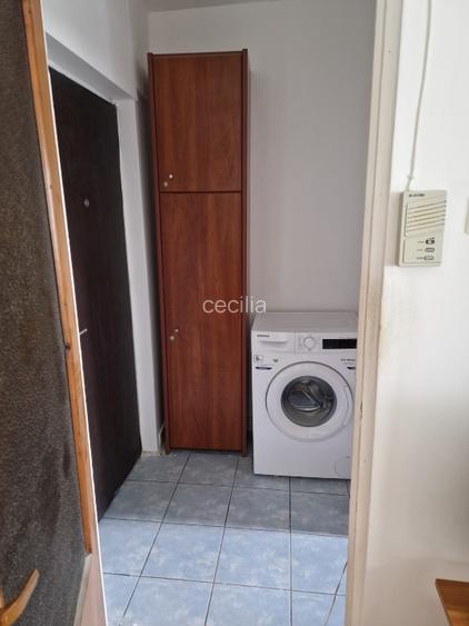Inchiere garsoniera Trafic Greu, bloc mixt, renovata si complet mobilata/utilata - 9