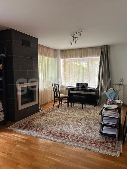 Apartament cu 4 camere in complex cu piscina