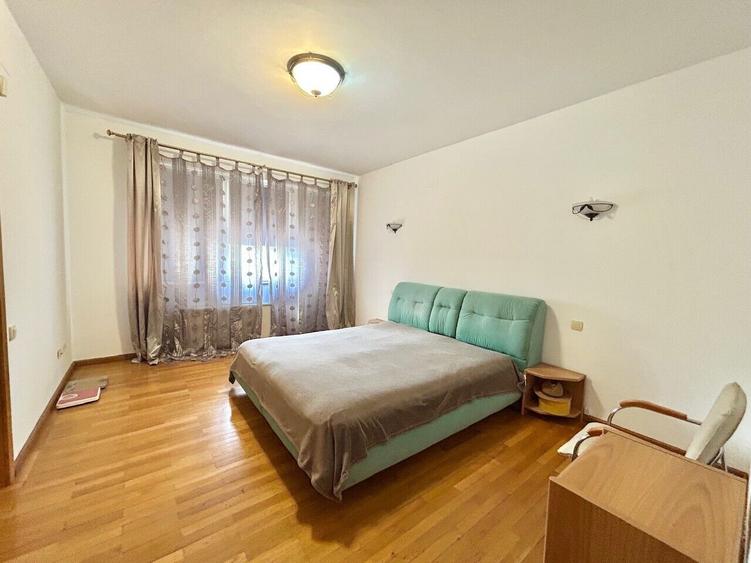 Vila cu piscina | teren 900 mp | complex rezidential | British School